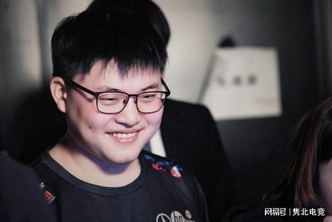 向强调中路 向强调中路